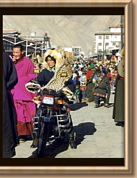 Hauptstraße in Xiahe